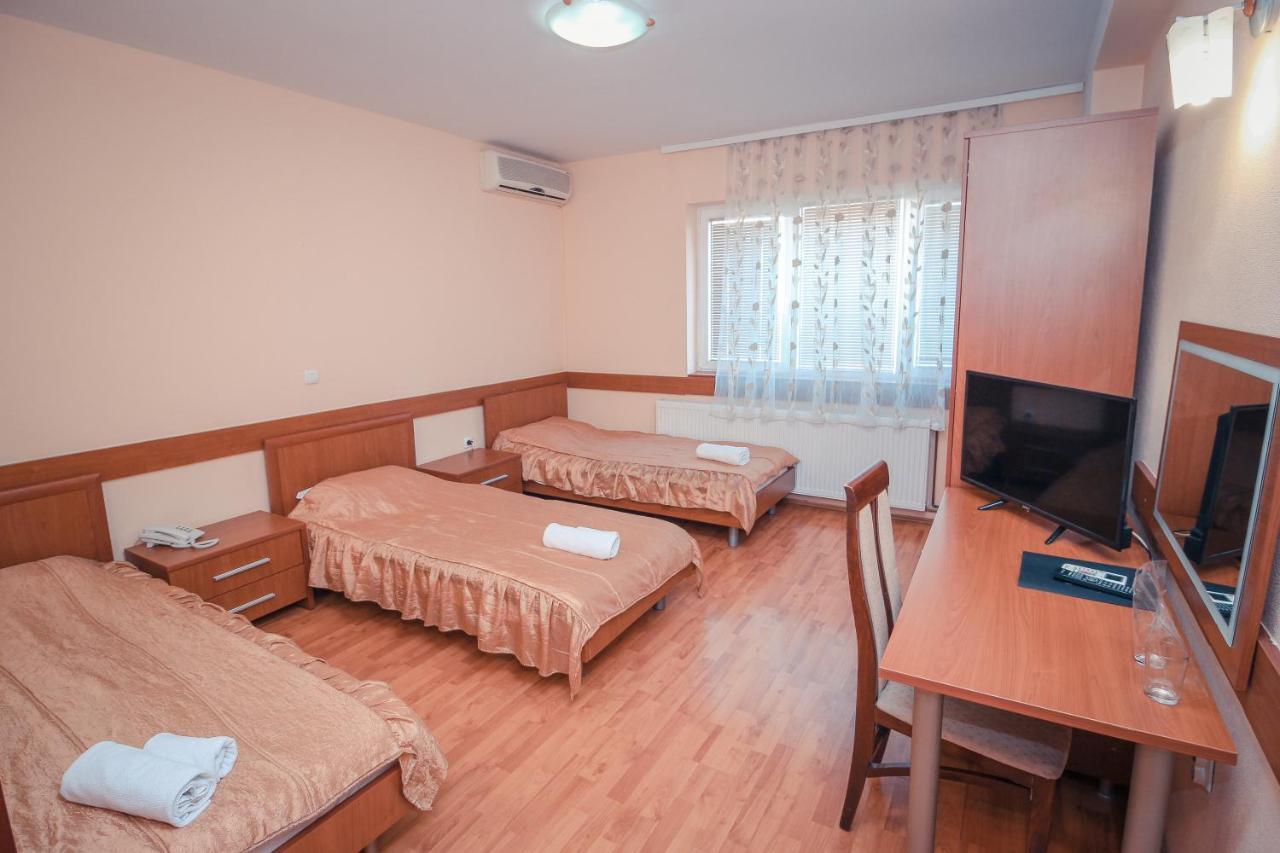 Hotel Cingo โอครีด ภายนอก รูปภาพ