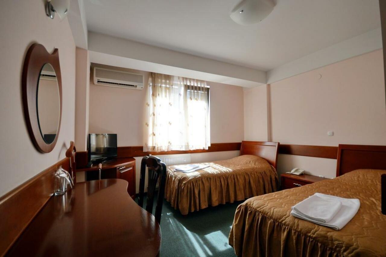 Hotel Cingo โอครีด ภายนอก รูปภาพ