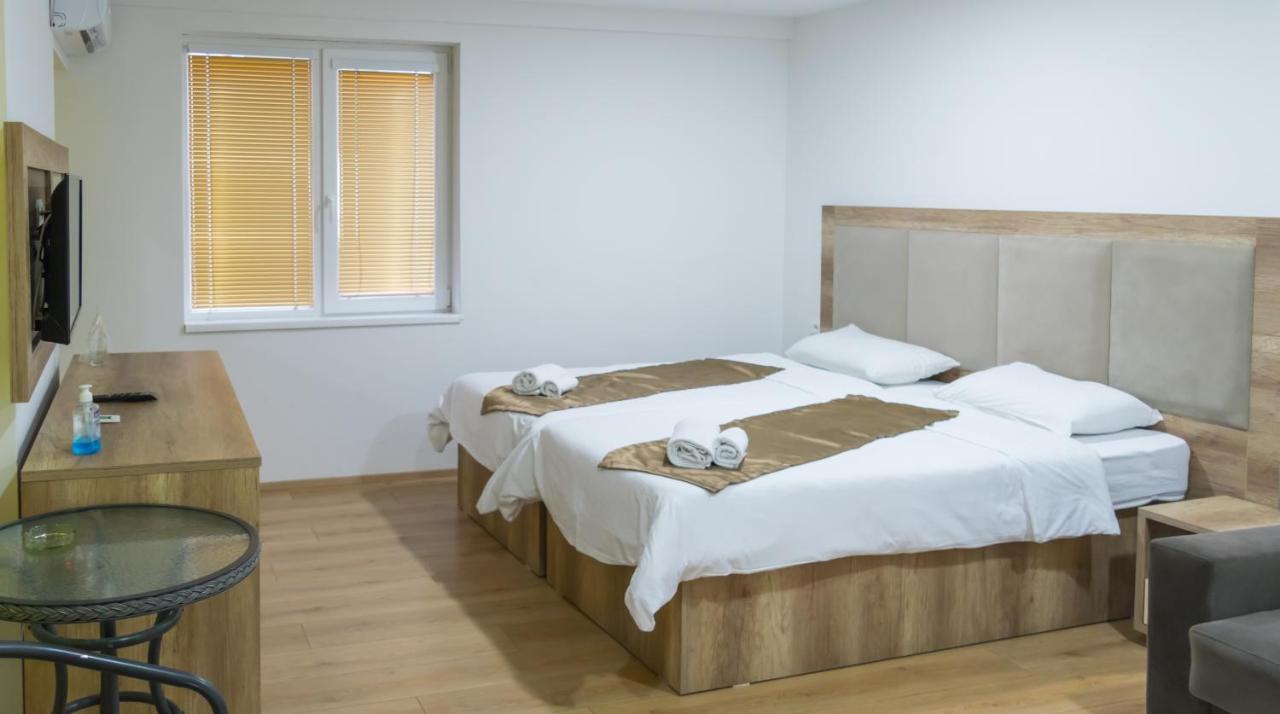 Hotel Cingo โอครีด ภายนอก รูปภาพ