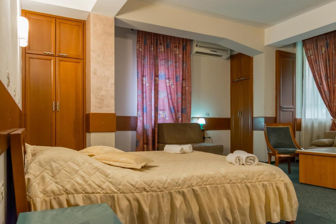 Hotel Cingo โอครีด ภายนอก รูปภาพ