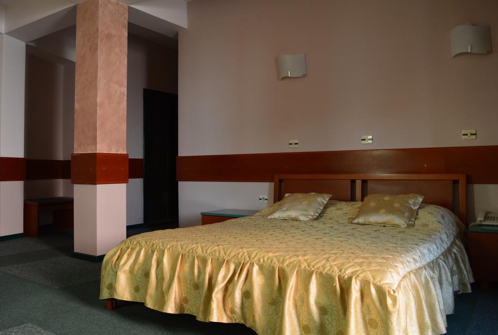 Hotel Cingo โอครีด ภายนอก รูปภาพ